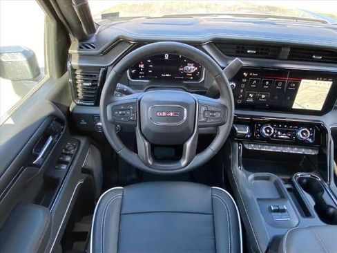 New 2026 GMC Sierra 2500 AT4X w/ LPO, Black Badging Package AWD/4WD image 11
