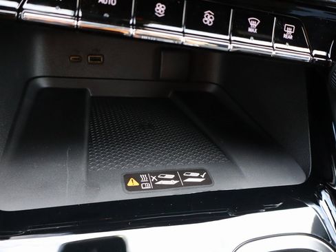 New 2026 Chevrolet Traverse LT w/ LPO, Floor Liner Package image 13