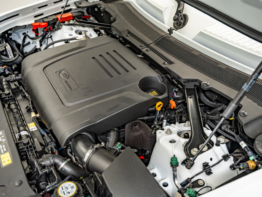 New 2026 Land Rover Defender 110 S AWD/4WD image 45