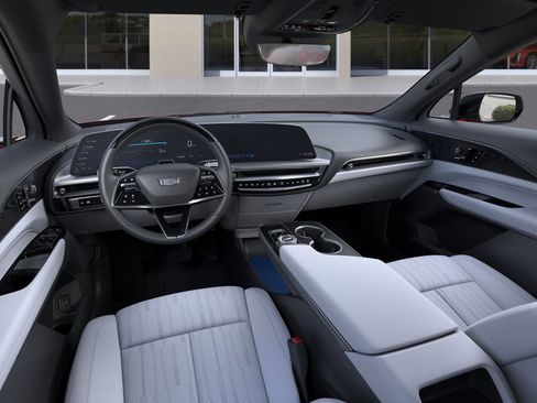 New 2025 Cadillac Lyriq Luxury RWD image 15