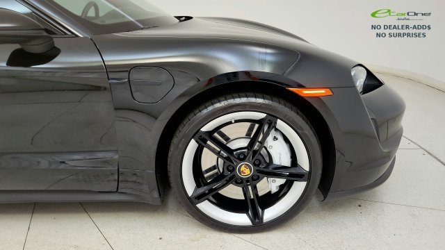 Used 2024 Porsche Taycan 4S w/ Premium Package AWD/4WD image 21