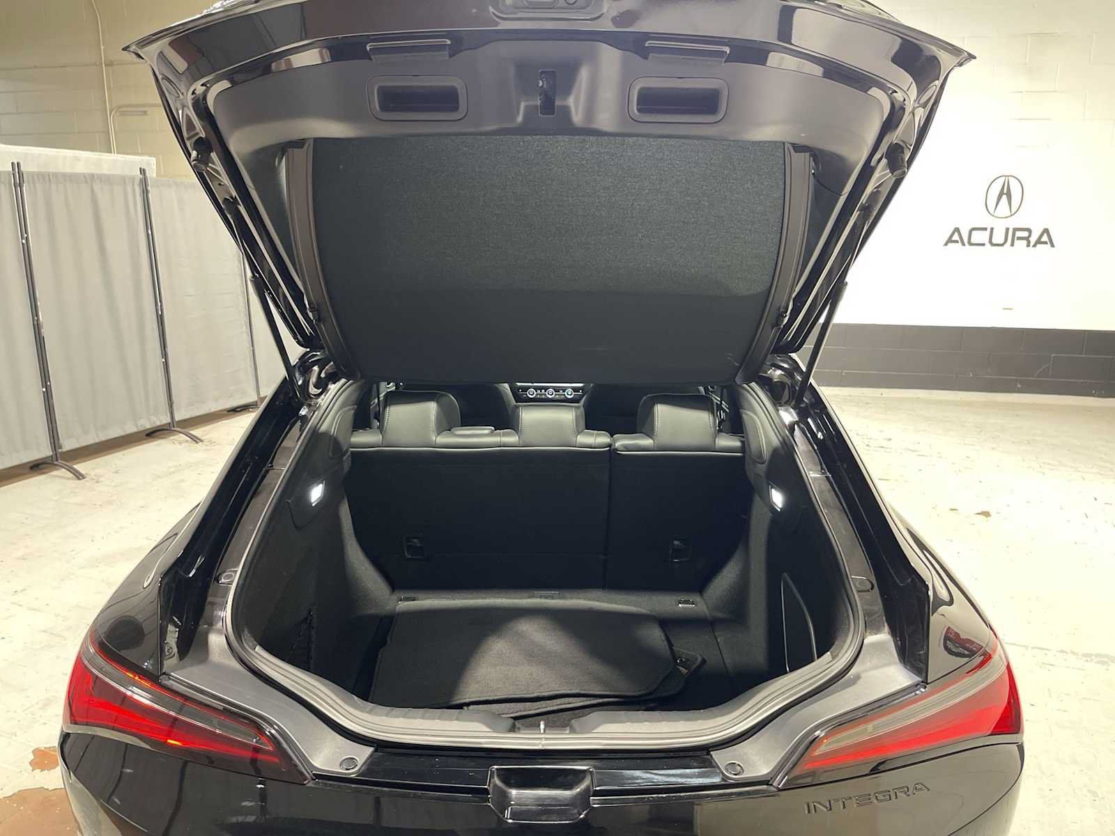 Used 2024 Acura Integra A-Spec w/ Technology Package FWD image 19