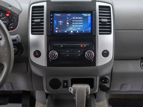 Used 2018 Nissan Frontier SV RWD image 20