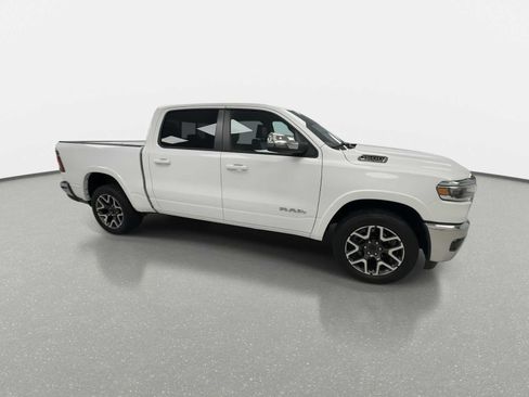 Used 2025 RAM 1500 Laramie AWD/4WD image 2
