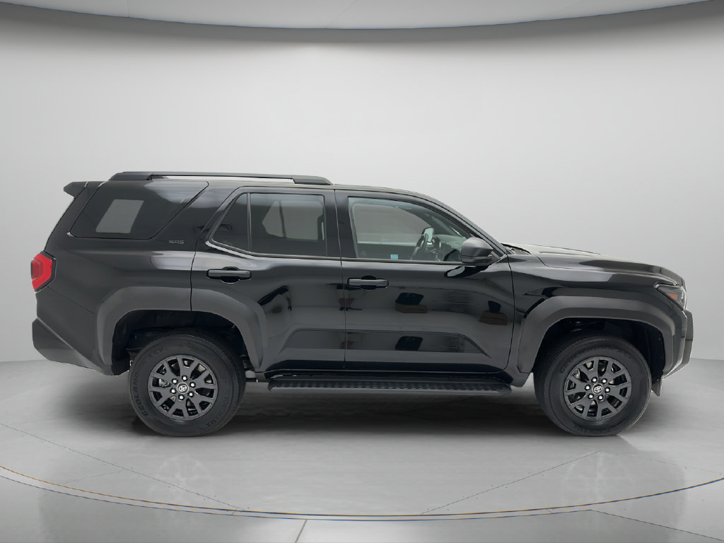 Used 2025 Toyota 4Runner SR5 AWD/4WD image 6