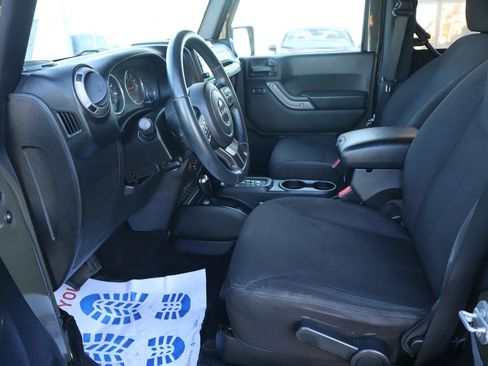 Used 2015 Jeep Wrangler Sport image 15