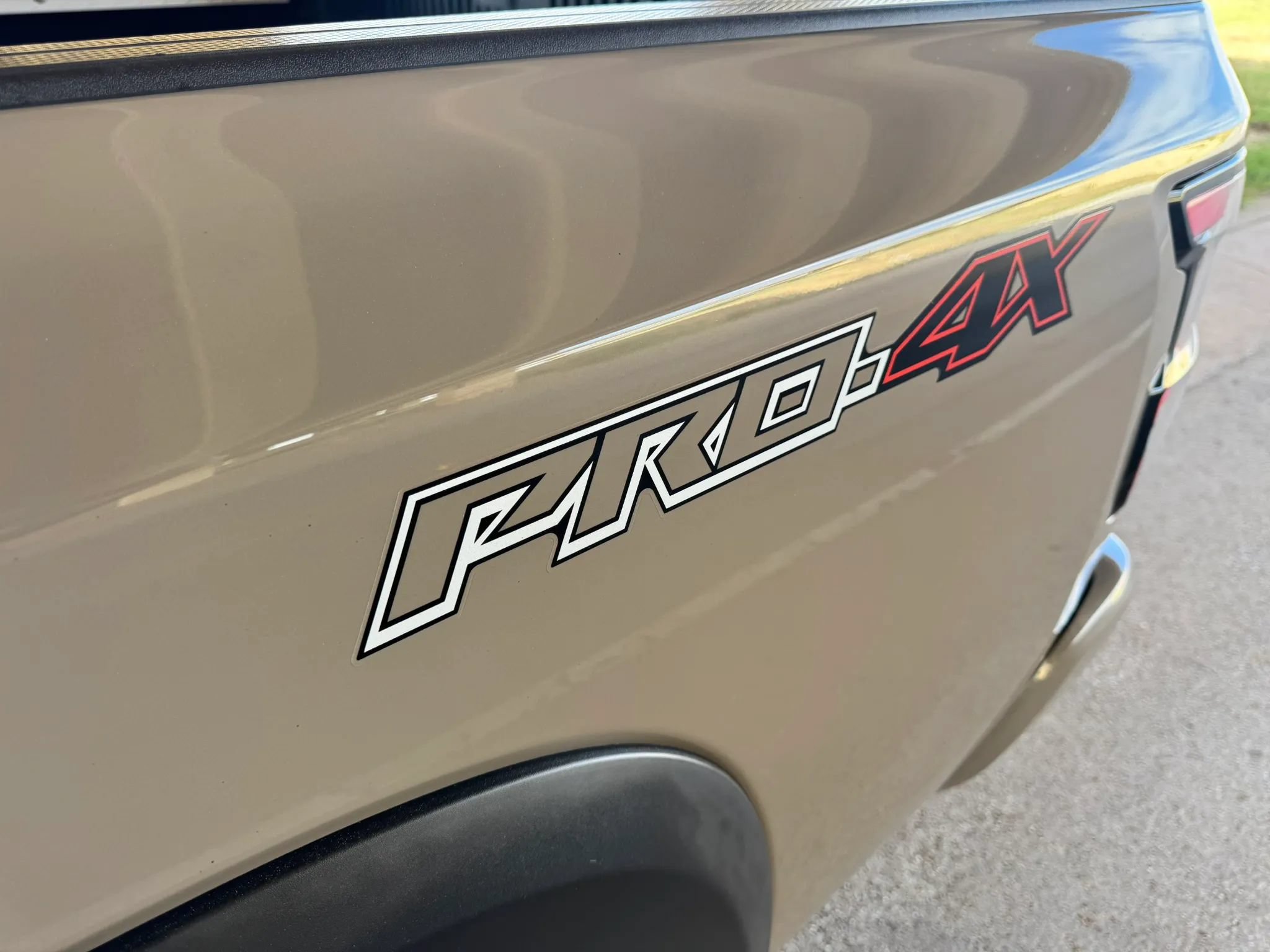 Used 2023 Nissan Frontier PRO-4X w/ Pro Convenience Package AWD/4WD image 20