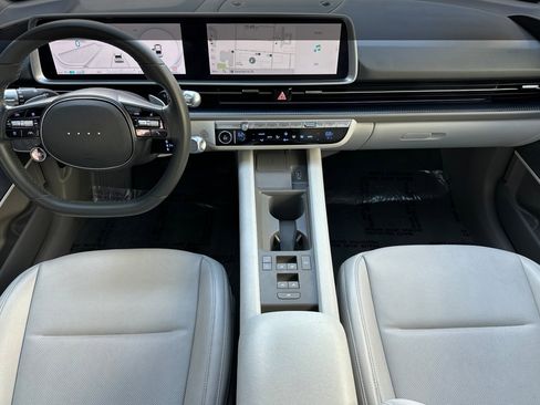Used 2023 Hyundai Ioniq 6 SEL image 13