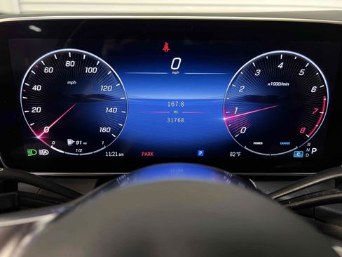 Used 2023 Mercedes-Benz GLC 300 4MATIC w/ Exclusive Trim Package image 7