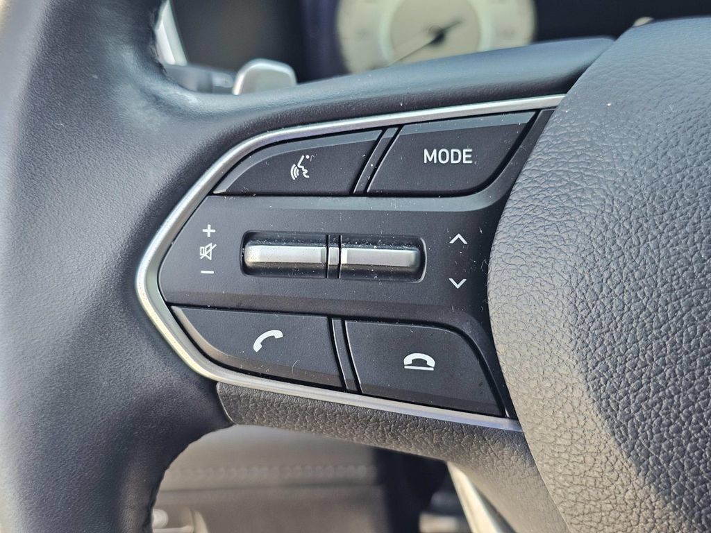 Used 2022 Hyundai Santa Fe Limited FWD image 27