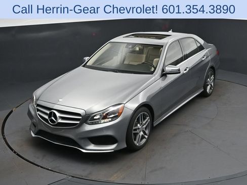 Used 2015 Mercedes-Benz E 350 Sedan image 29
