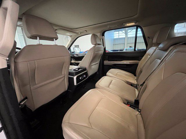 Used 2024 Ford Expedition Max Limited RWD image 16