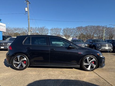 Used 2020 Volkswagen GTI SE image 4
