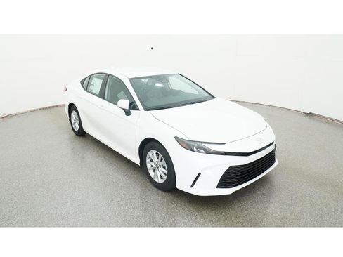 New 2026 Toyota Camry LE image 13