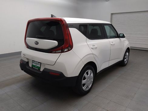 Used 2021 Kia Soul LX image 9