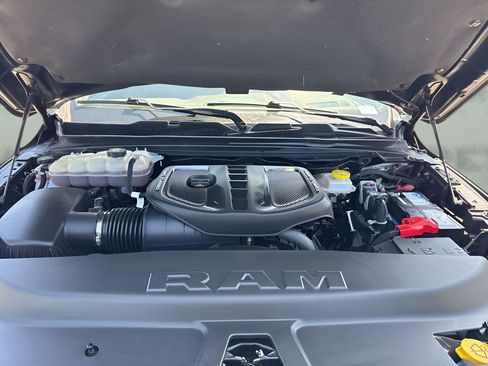 Used 2025 RAM 1500 Limited AWD/4WD image 41