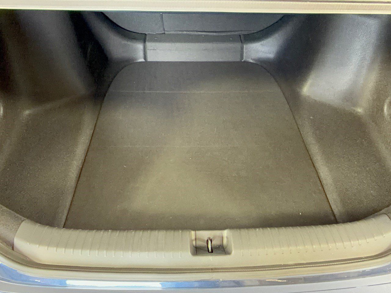 Used 2025 Honda Accord SE image 28