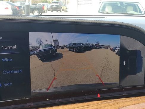 Used 2022 Cadillac Escalade Sport Platinum AWD/4WD image 16
