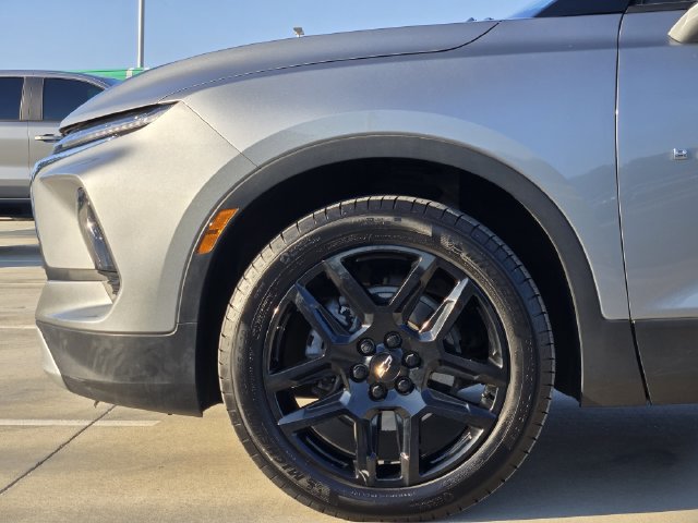 Used 2024 Chevrolet Blazer LT w/ Convenience Package FWD image 10