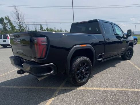 Certified 2024 GMC Sierra 2500 AT4 w/ Snow Plow Prep/Camper Package AWD/4WD image 8