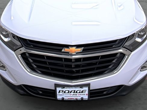 Used 2018 Chevrolet Equinox LT FWD image 16