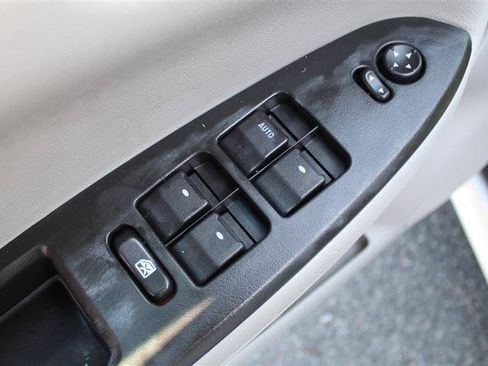 Used 2016 Chevrolet Impala Limited LS FWD image 12