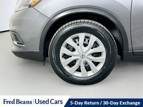 Used 2016 Nissan Rogue S image 30