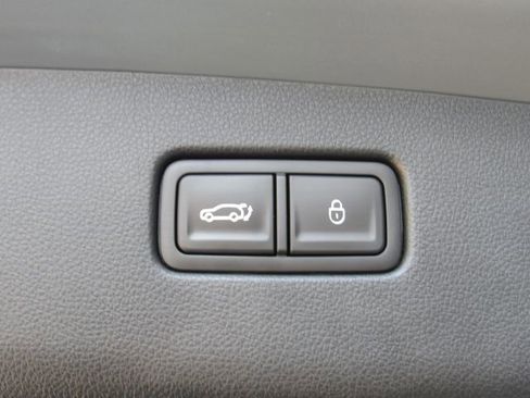 Used 2023 Genesis GV70 2.5T w/ Select Package image 30