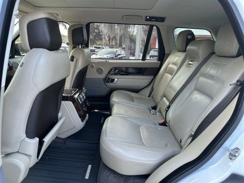 Used 2018 Land Rover Range Rover Long Wheelbase Supercharged image 15