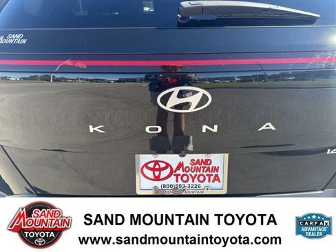 Used 2024 Hyundai Kona Limited image 10