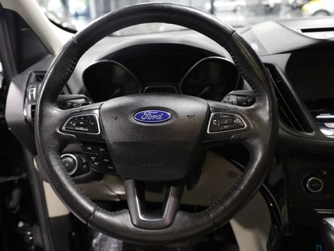 Used 2017 Ford Escape Titanium w/ Equipment Group 301A AWD/4WD image 24