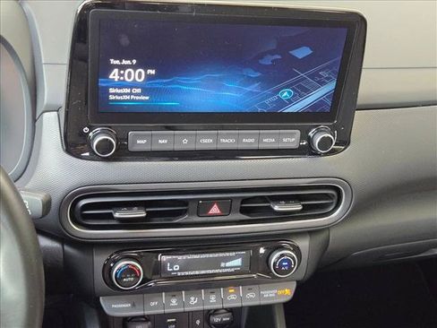 Used 2023 Hyundai Kona Limited FWD image 15