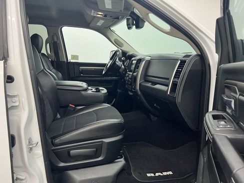 Used 2018 RAM 2500 Big Horn w/ Sport Appearance Group image 24