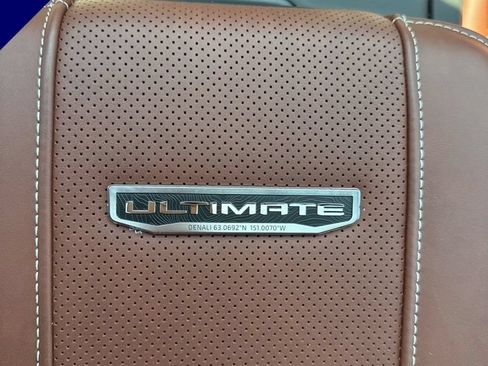 New 2026 GMC Sierra 2500 Denali Ultimate AWD/4WD image 32