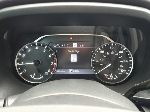 Used 2021 Nissan Titan SV w/ SV Convenience Package image 23