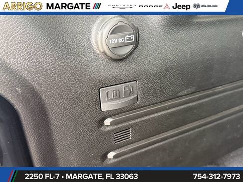 Used 2021 Jeep Wrangler Unlimited Sahara w/ Safety Group AWD/4WD image 16