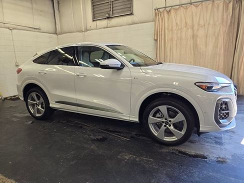 New 2026 Audi Q5 Premium Plus AWD/4WD image 5