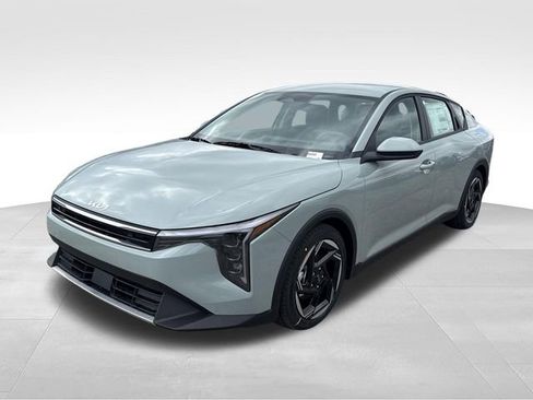 New 2025 Kia K4 GT-Line Turbo FWD image 2