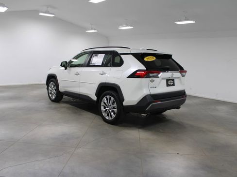 Used 2020 Toyota RAV4 Limited image 7