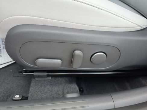 New 2026 Hyundai Kona SEL Premium FWD image 24