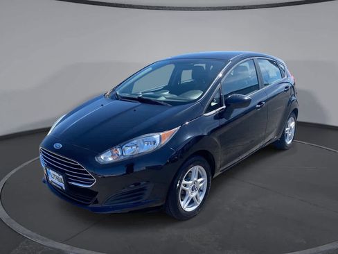 Used 2018 Ford Fiesta SE FWD image 1