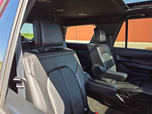 Used 2021 Ford Expedition Limited AWD/4WD image 42