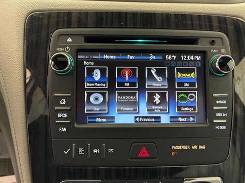 Used 2013 Chevrolet Traverse LT FWD image 15
