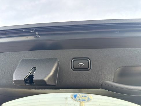 New 2026 Kia Sportage EX w/ EX Panorama Roof Package image 13