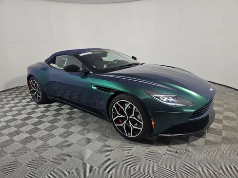 Used 2019 Aston Martin DB11 Volante RWD image 8