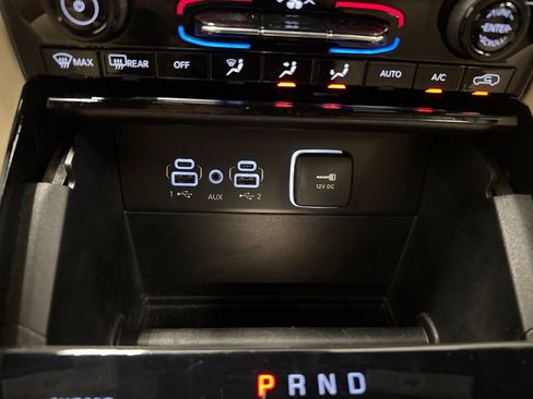 Used 2023 Jeep Grand Cherokee Limited AWD/4WD image 30