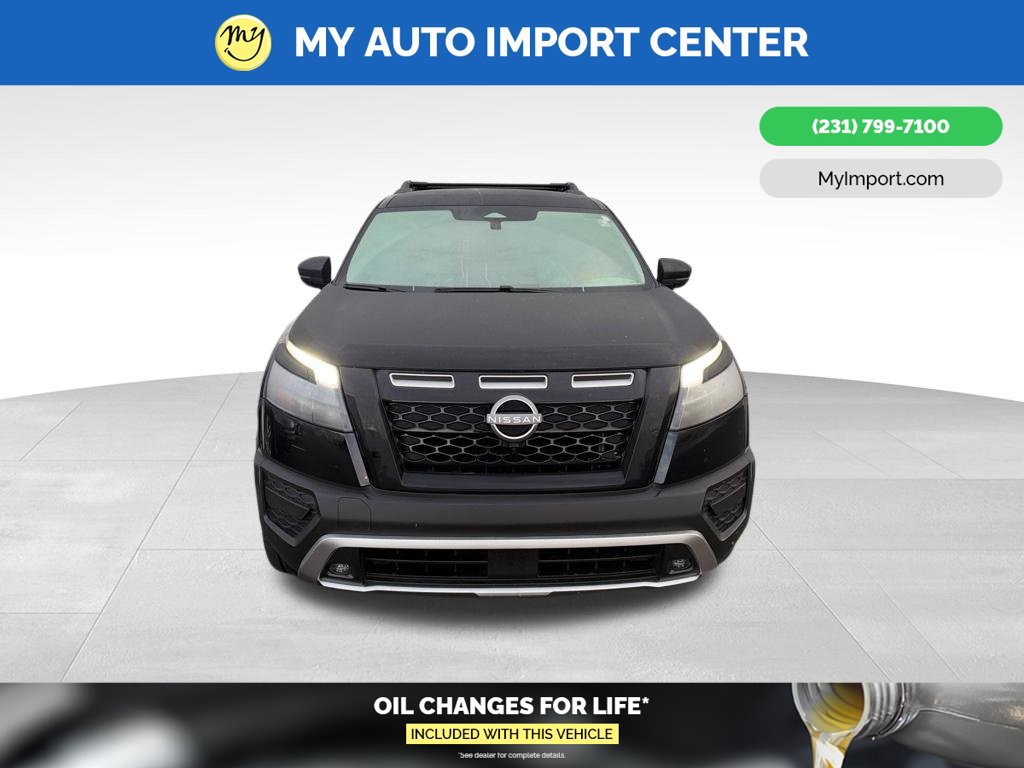 Used 2025 Nissan Pathfinder Rock Creek AWD/4WD image 2