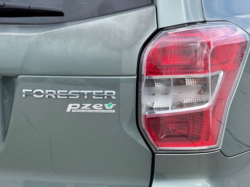 Used 2016 Subaru Forester 2.5i Premium w/ Popular Package #2 image 11