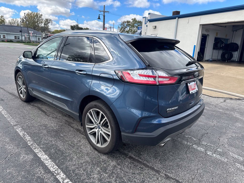 Certified 2019 Ford Edge Titanium FWD image 6