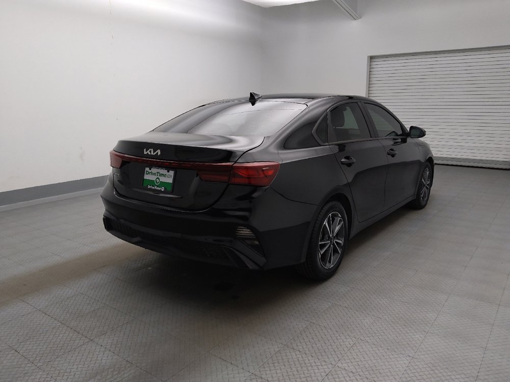 Used 2022 Kia Forte LXS w/ LXS Technology Package FWD image 9